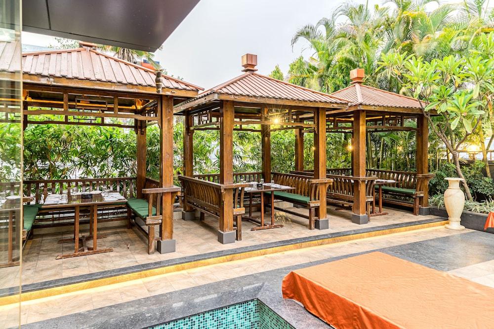 特雷布特莱斯特格兰德翡翠酒店 Pimpri-Chinchwad 外观 照片