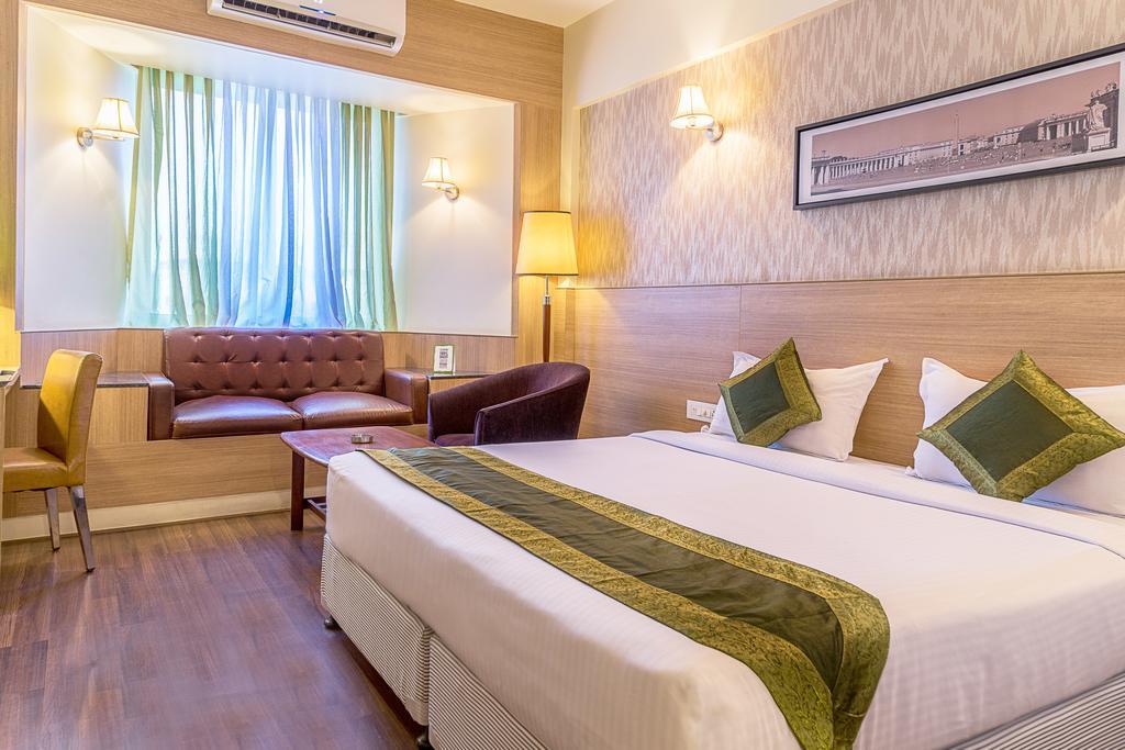特雷布特莱斯特格兰德翡翠酒店 Pimpri-Chinchwad 外观 照片