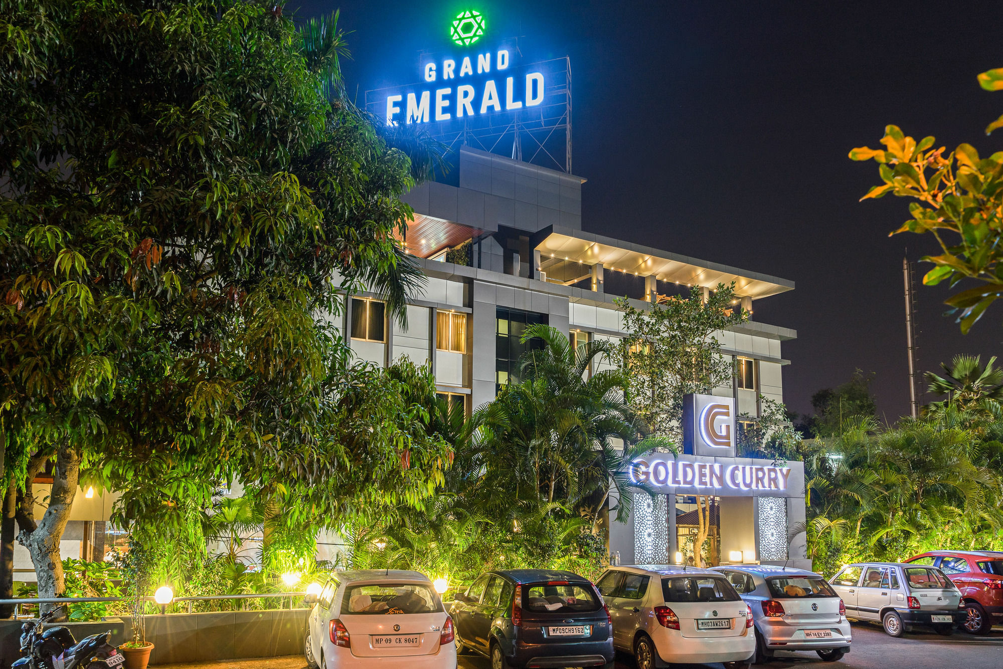 特雷布特莱斯特格兰德翡翠酒店 Pimpri-Chinchwad 外观 照片